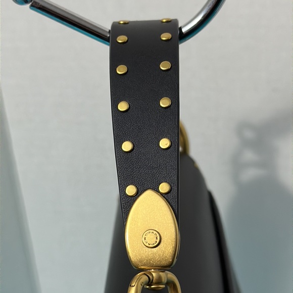 Coach Beat Bag (Glovetanned) - Picture 4 of 15